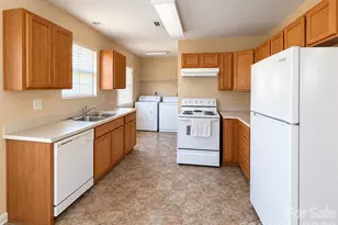 9727 Psalms St, Cornelius, NC 28031 - Photo 4