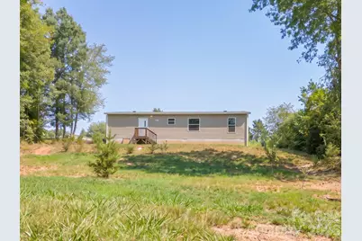 2913 Conner Circle, Morganton, NC 28645 - Photo 2
