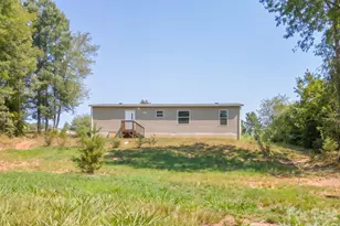 2913 Conner Cir, Morganton, NC 28645 - Photo 2