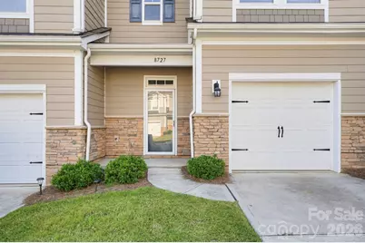 8727 Harris Lake Lane, Charlotte, NC 28269 - Photo 2