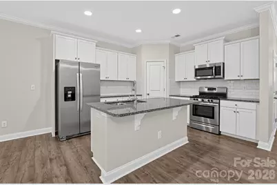 8727 Harris Lake Lane, Charlotte, NC 28269 - Photo 6