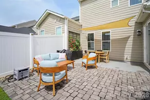 8131 Merryvale Ln, Charlotte, NC 28214 - Photo 26