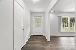 7724 Winterset Dr, Charlotte, NC 28270 - Photo 10