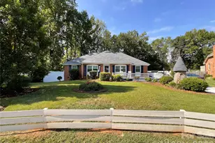 6507 Paleface Pl, Charlotte, NC 28214 - Photo 2