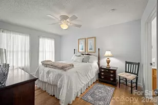 1211 Wexford Village Cir NE, Lenoir, NC 28645 - Photo 4