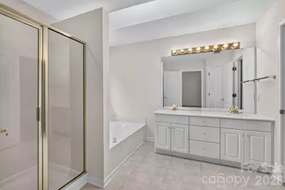 5726 Swanston Drive, Charlotte, NC 28269 - Photo 20