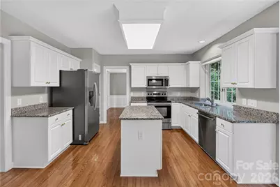 5726 Swanston Drive, Charlotte, NC 28269 - Photo 14