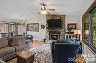 30 Whippoorwill Dr, Weaverville, NC 28787 - Photo 2