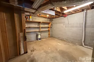135 Supreme Ct, Statesville, NC 28677 - Photo 34