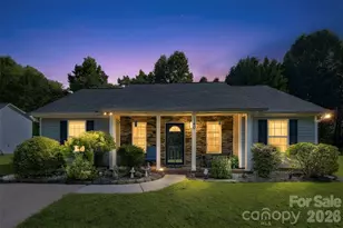 140 Addison Pl, Troutman, NC 28166 - Photo 2