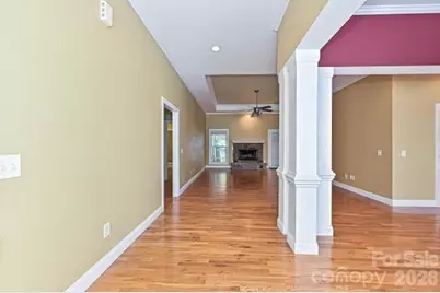 2715 Lakeview Circle, Matthews, NC 28105 - Photo 2