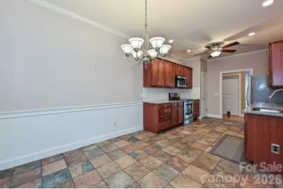 2715 Lakeview Circle, Matthews, NC 28105 - Photo 14
