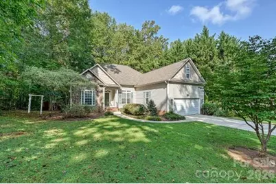 2715 Lakeview Circle, Matthews, NC 28105 - Photo 44