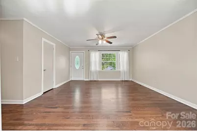 911 Kenham Place SW, Lenoir, NC 28645 - Photo 6