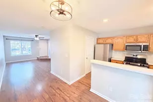 12605 Tucker Crossing Ln, Charlotte, NC 28273 - Photo 2
