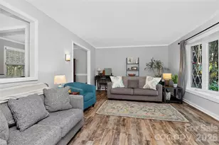 10743 Osprey Dr, Charlotte, NC 28226 - Photo 6