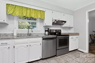 10743 Osprey Dr, Charlotte, NC 28226 - Photo 14