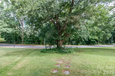 1017 Woodland Drive, Gastonia, NC 28054 - Photo 2