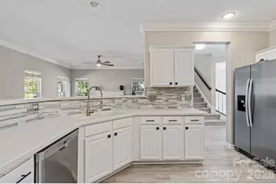 7702 Antique Circle, Waxhaw, NC 28173 - Photo 4