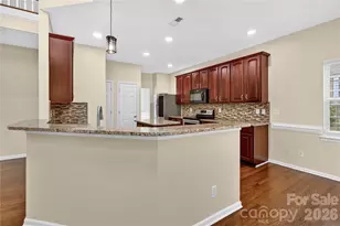 10822 Chamberlain Hall Ct, Charlotte, NC 28277 - Photo 8