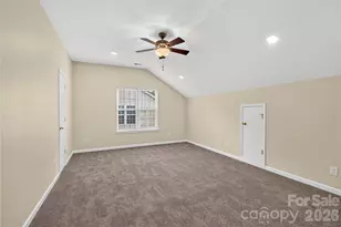 10822 Chamberlain Hall Ct, Charlotte, NC 28277 - Photo 30