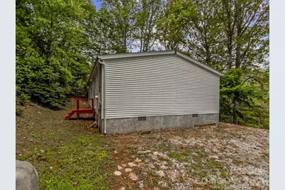 2271 Gouges Creek Road, Spruce Pine, NC 28777 - Photo 24