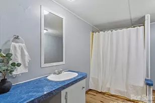 2271 Gouges Creek Rd, Spruce Pine, NC 28777 - Photo 20