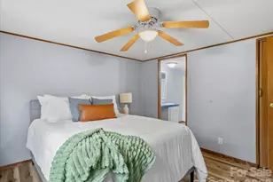 2271 Gouges Creek Rd, Spruce Pine, NC 28777 - Photo 18