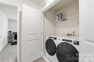 7109 North Mills Rd, Charlotte, NC 28216 - Photo 12