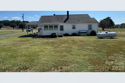 2709 Murray Road, State Road, NC 28676 - Photo 6
