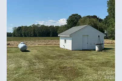 2709 Murray Road, State Road, NC 28676 - Photo 8