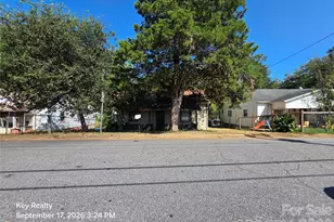 521 N Davis Ave, Newton, NC 28658 - Photo 20