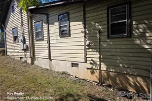521 N Davis Ave, Newton, NC 28658 - Photo 22