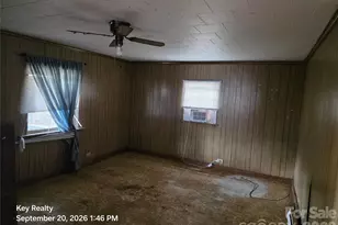 521 N Davis Ave, Newton, NC 28658 - Photo 10