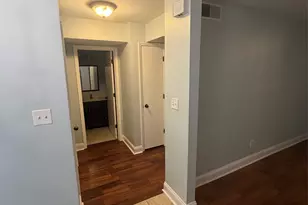 1914 Meadowlark Ln, Charlotte, NC 28210 - Photo 10