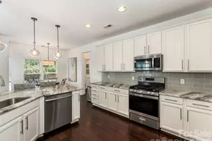 15606 Troubadour Ln, Huntersville, NC 28078 - Photo 8