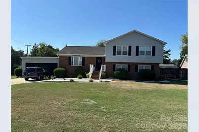 8224 Craighead Road, Harrisburg, NC 28075 - Photo 2