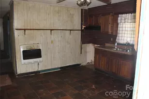 2309 Rainbow Heights Circle, Lenoir, NC 28645 - Photo 10