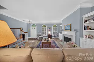 9363 Bonnie Briar Cir, Charlotte, NC 28277 - Photo 4