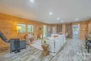 633 Kingdom Pl, Zirconia, NC 28790 - Photo 42