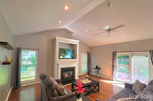 203 Springfield Rd, Statesville, NC 28625 - Photo 10