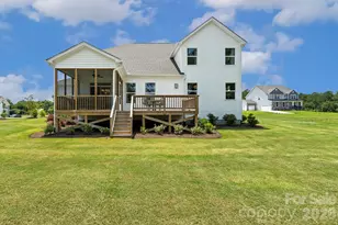 2259 Is Vw Ln NE, Connelly Springs, NC 28612 - Photo 2