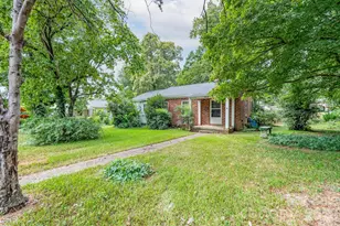 406 McCammon St, Fort Mill, SC 29715 - Photo 2