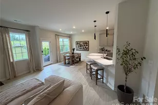 292 Runner Stone Ln, Fort Mill, SC 29715 - Photo 2