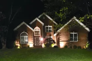 919 Thorn Ridge Ln, Lake Wylie, SC 29710 - Photo 2