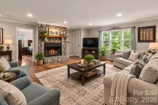1154 Birchwood Dr, Clover, SC 29710 - Photo 6