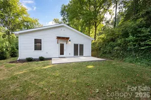 60 Pearl St, Black Mountain, NC 28711 - Photo 18