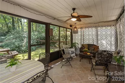 906 Indian Hill Road, Hendersonville, NC 28792 - Photo 16