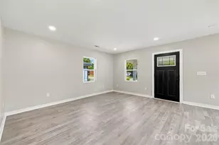 335 Baker St, Rock Hill, SC 29730 - Photo 6