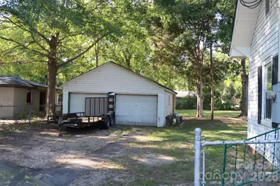 224 Godfrey Street, Cheraw, SC 29520 - Photo 2